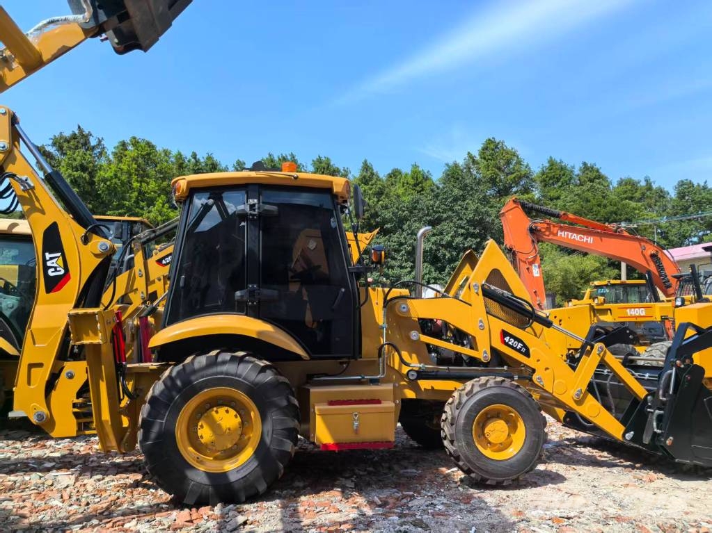 CAT 420 F Rovokopači