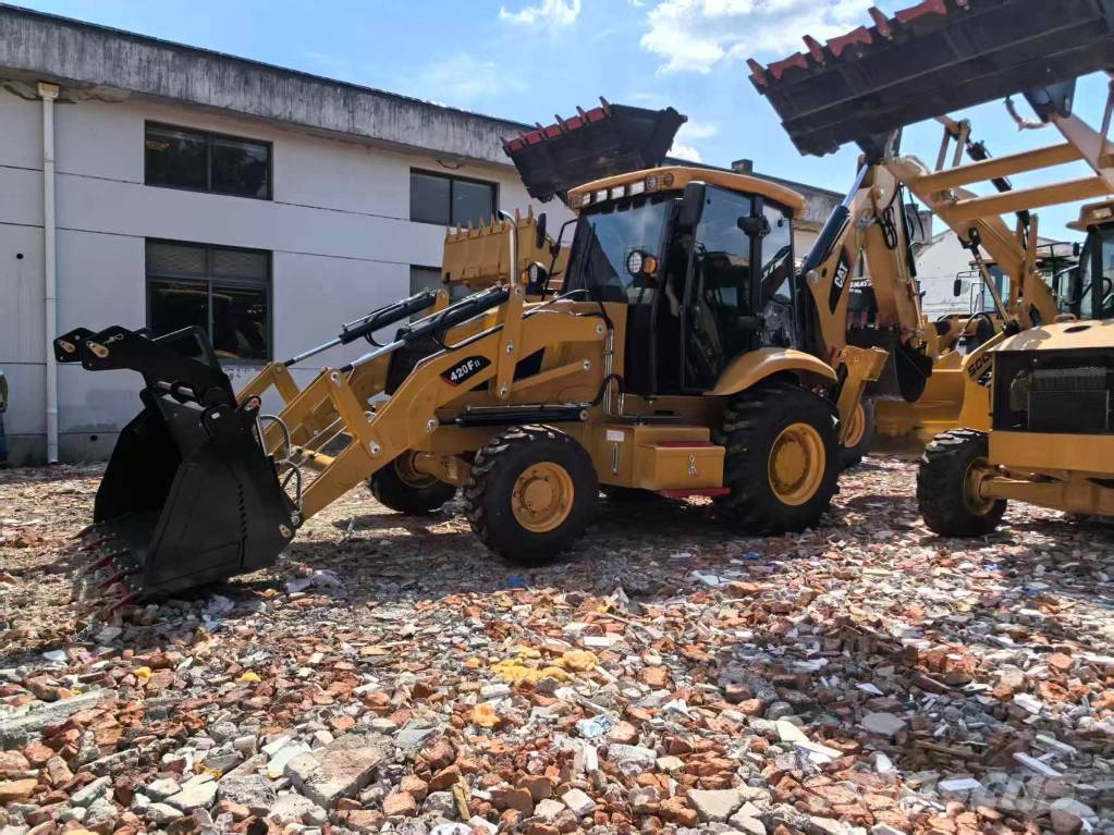 CAT 420 F Rovokopači