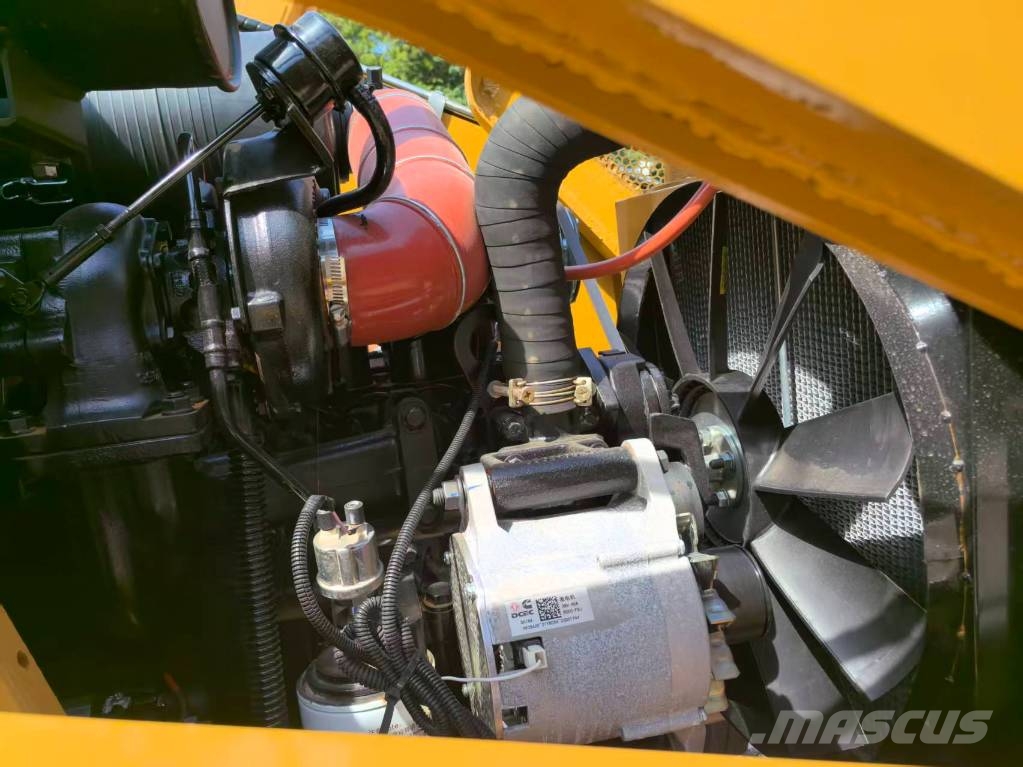 CAT 420 F Rovokopači