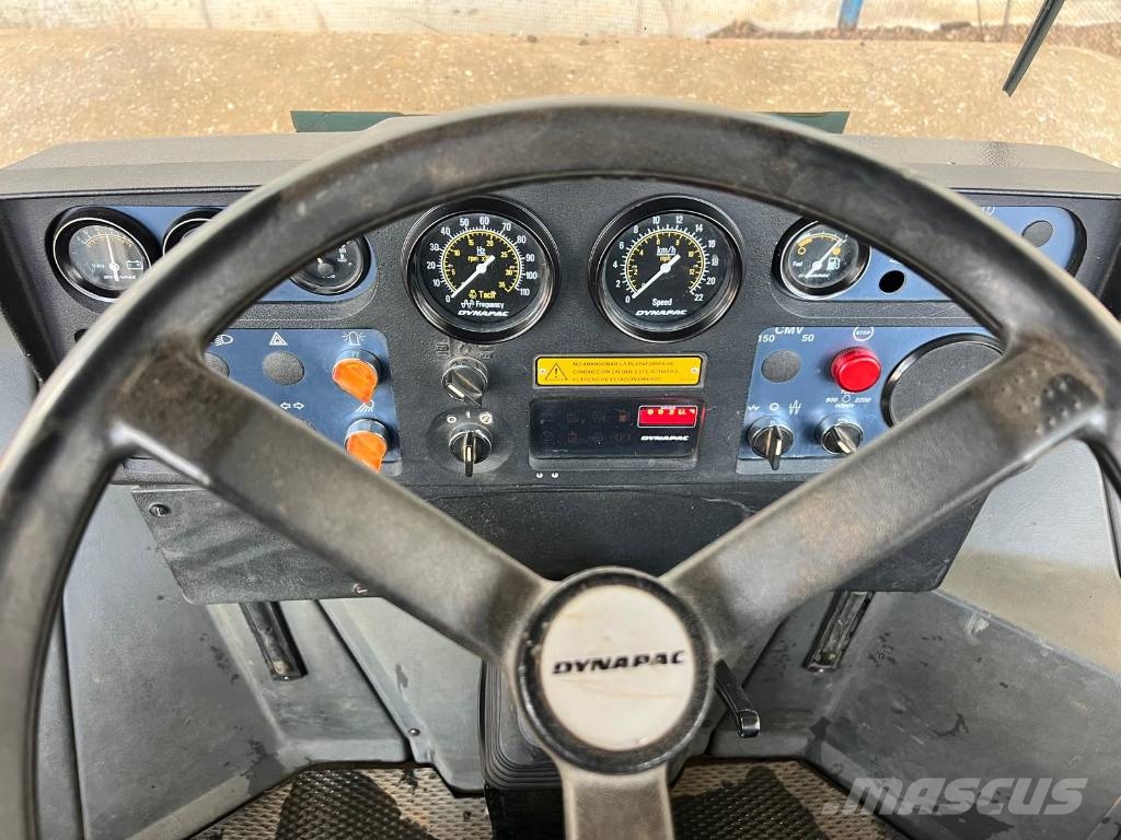 Dynapac CA 602 D ソイルコンパクター