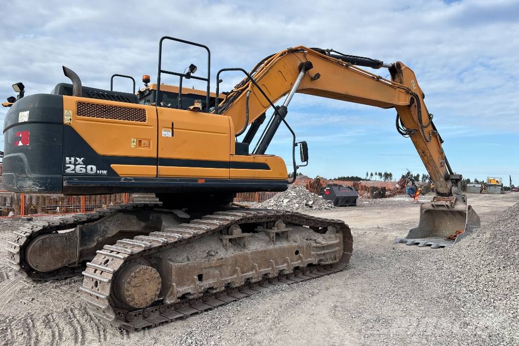Hyundai HX 260 HW Inkl 3 skopor Bandgrävare
