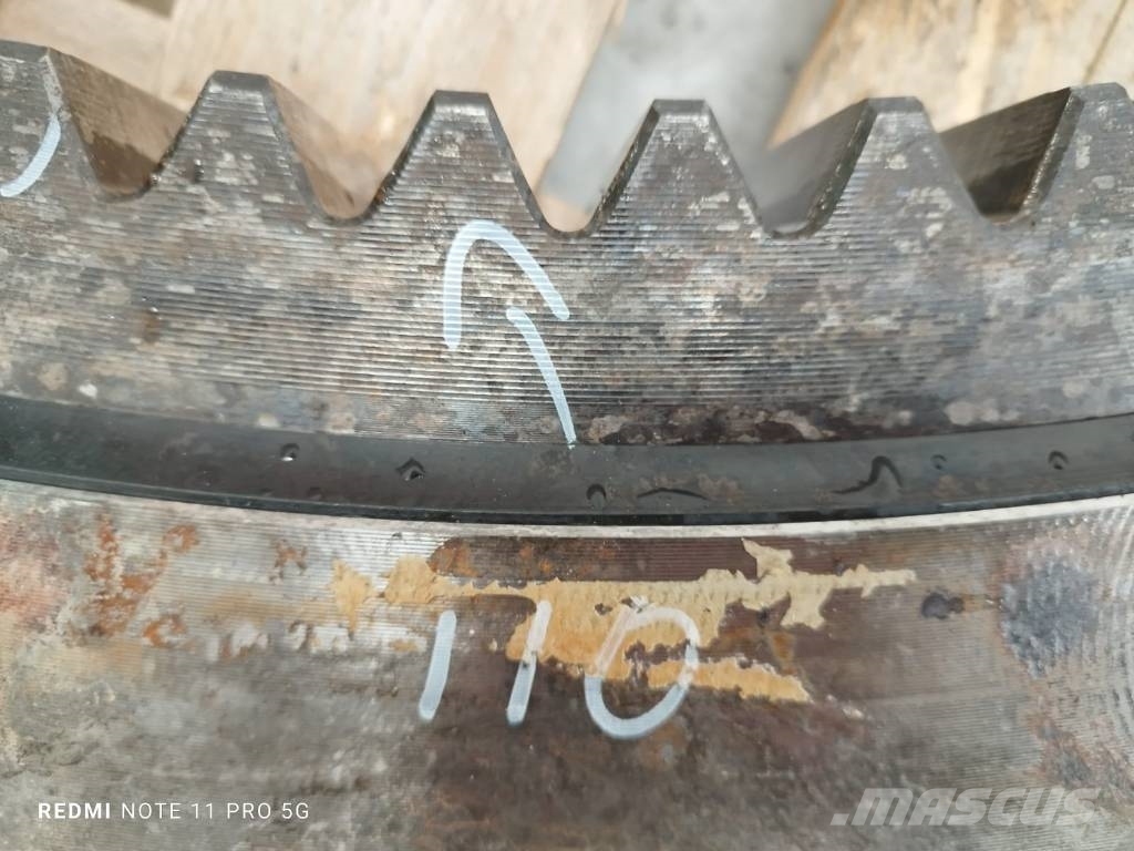 Ring Slew Bearing 20Y-25-28110 Komatsu PC 228 Motorer