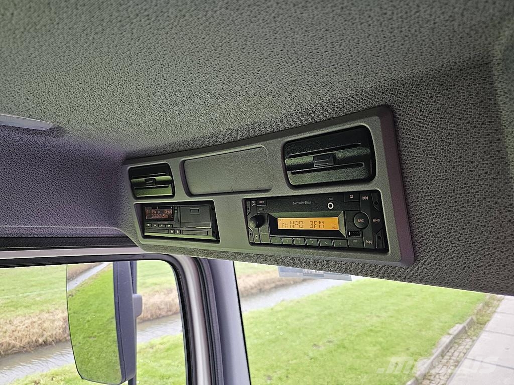 Mercedes-Benz ATEGO 1623 L Bakwagen Laadklep 16T Zijdeur Ondervo Kofferaufbau