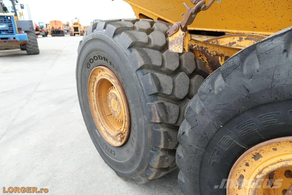 Bell B 30 E Camiones articulados