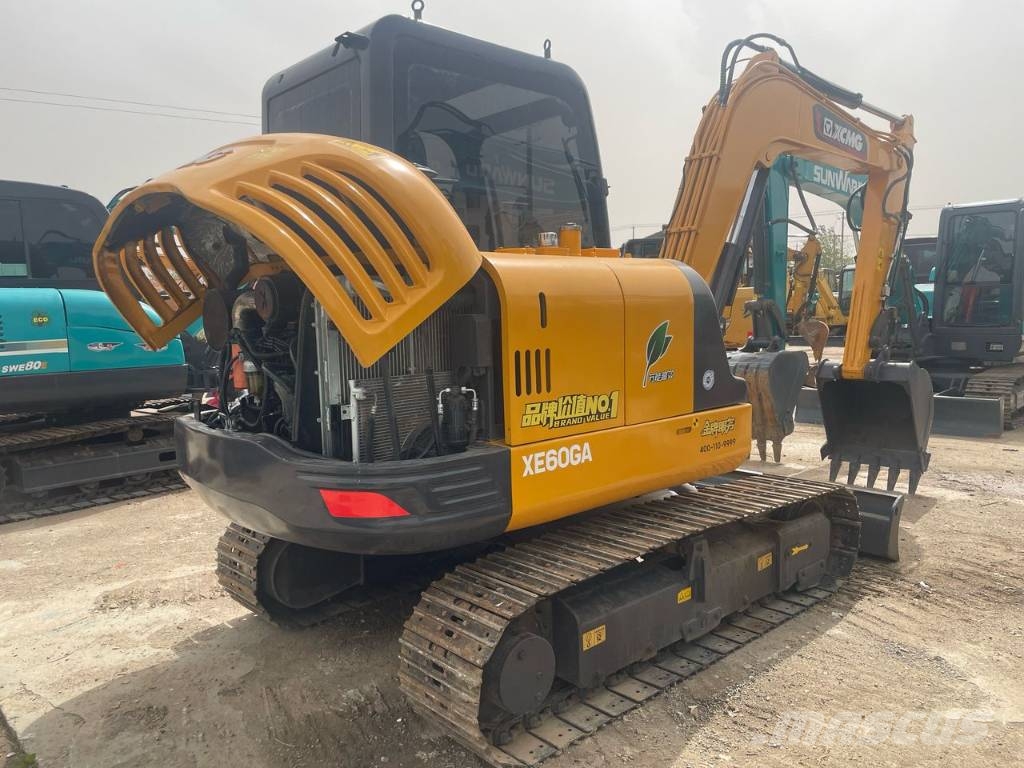 XCMG XE 60 DA 小型挖掘机