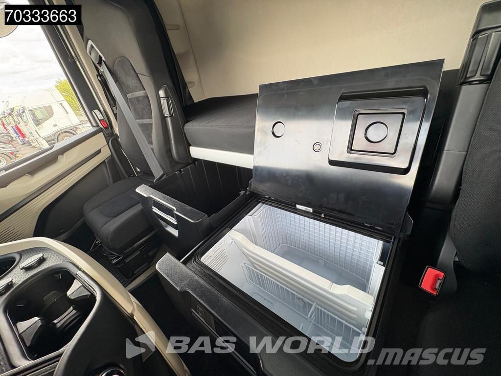 Iveco S-Way 500 4X2 NEW! Retarder 2x tanks Standklima AC Sattelzugmaschinen