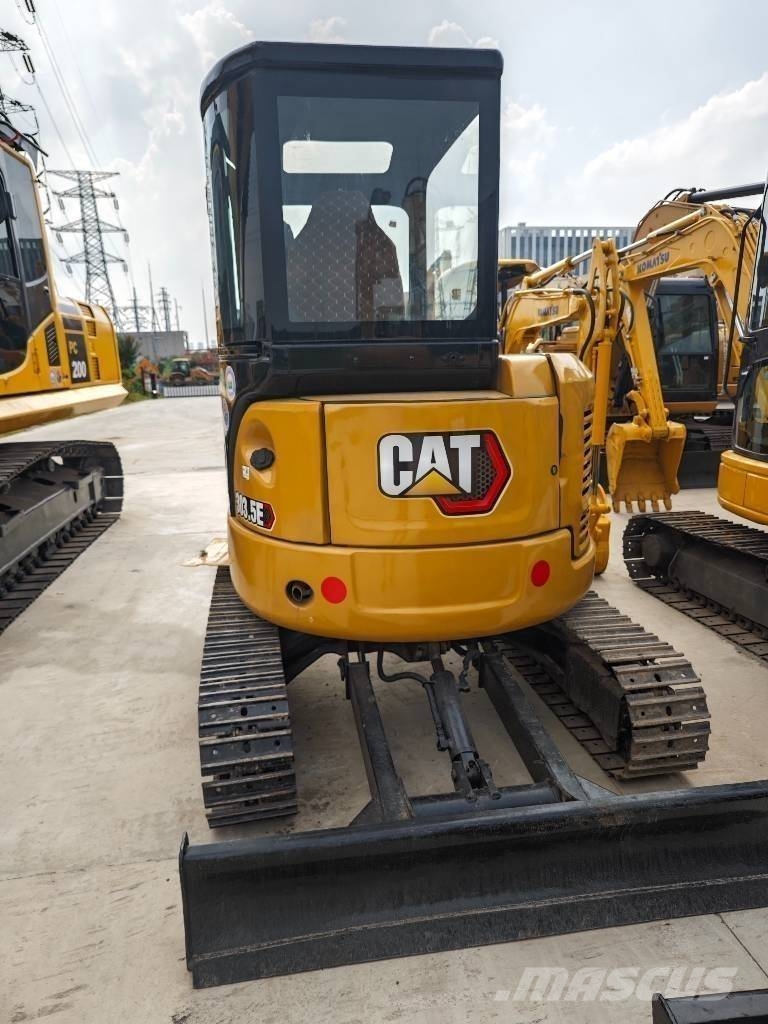 CAT 303.5 E CR 小型挖掘机