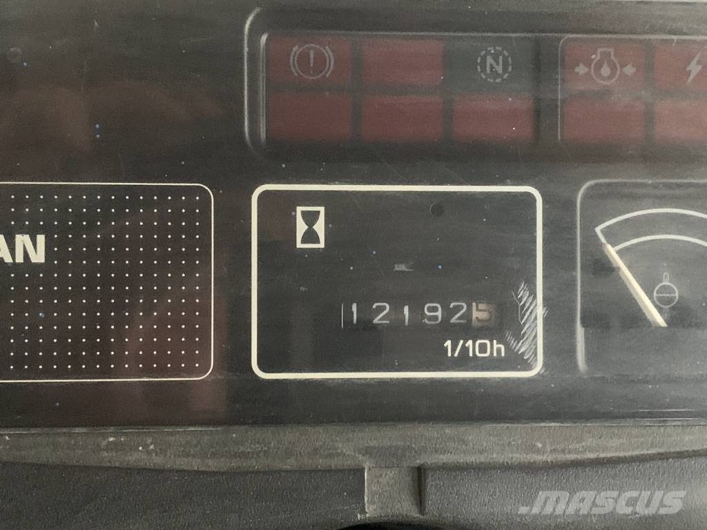 Nissan ET02A200 V-2211 EO Airport equipment