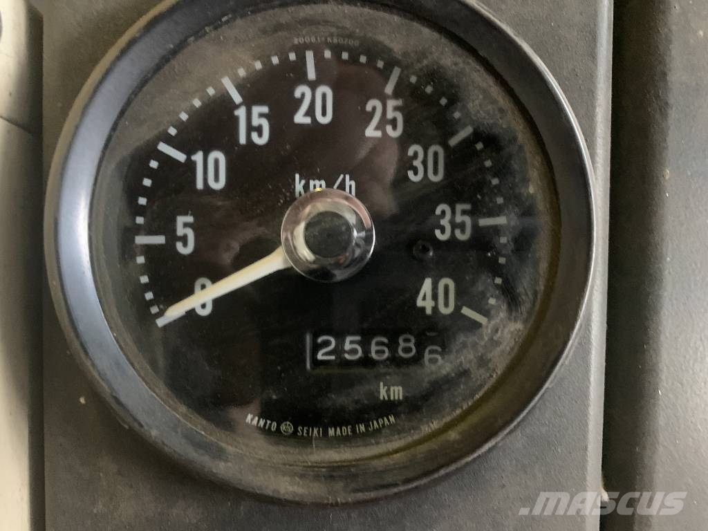 Nissan ET02A200 V-2211 EO Airport equipment