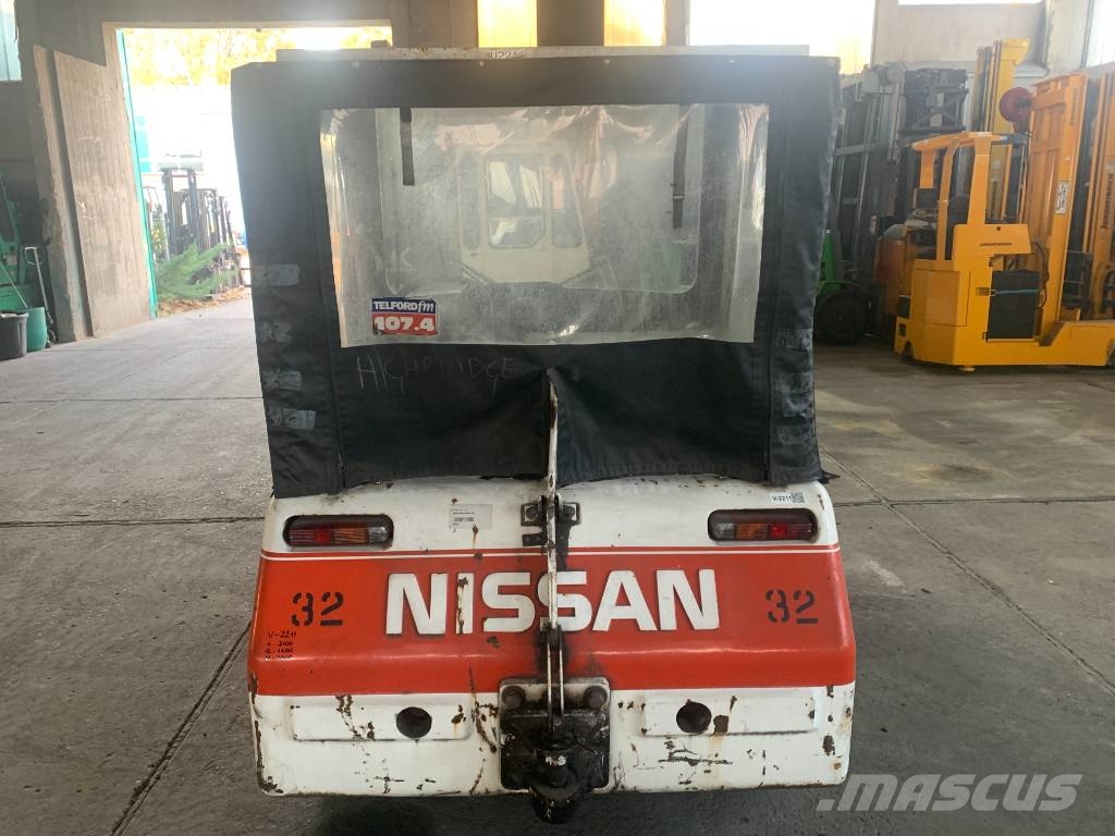Nissan ET02A200 V-2211 EO Airport equipment