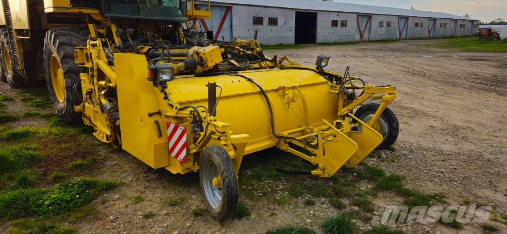 Ropa Tiger Beet harvesters