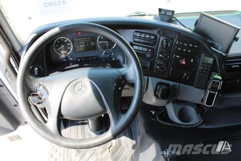 Mercedes-Benz Actros 2532---001 Kravas automašīnas - refrižeratori