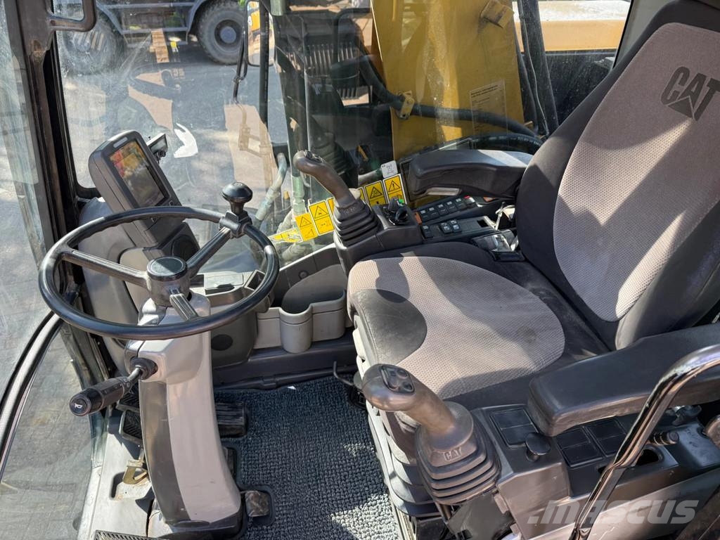 CAT M315D Minigraafmachines < 7t