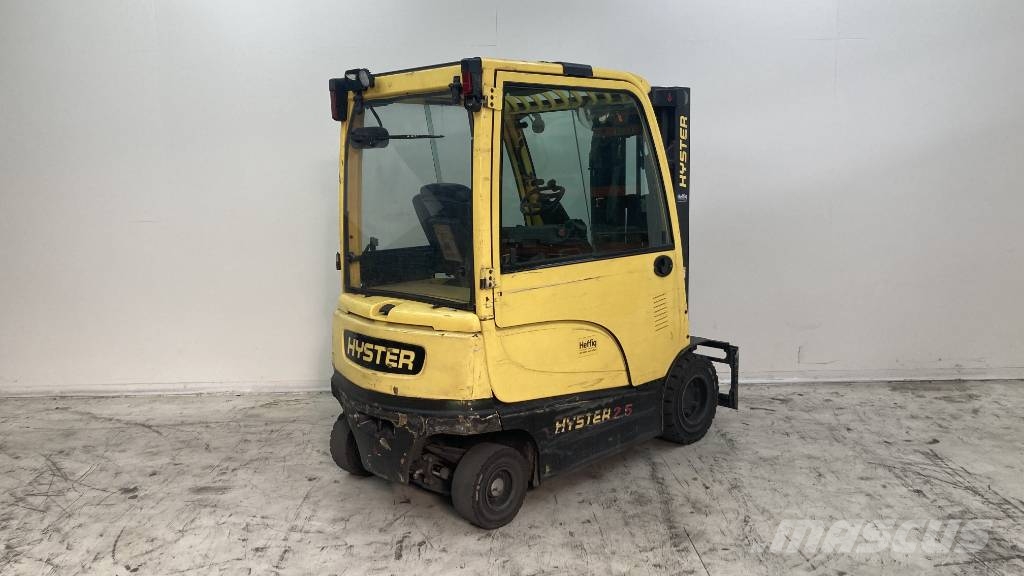 Hyster J 2.5 XN شاحنات ذات رافعات شوكية تعمل بالكهرباء
