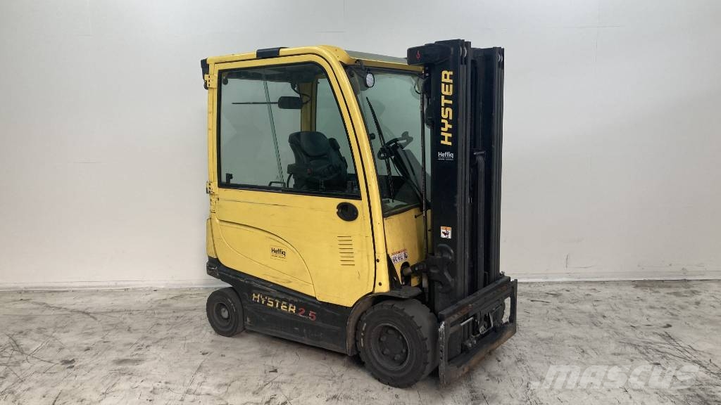 Hyster J 2.5 XN شاحنات ذات رافعات شوكية تعمل بالكهرباء