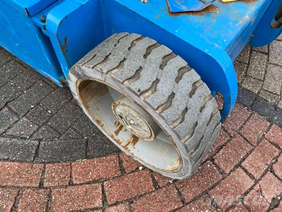 Genie Z 30/20 N RJ Iseliikuvad poomtõstukid
