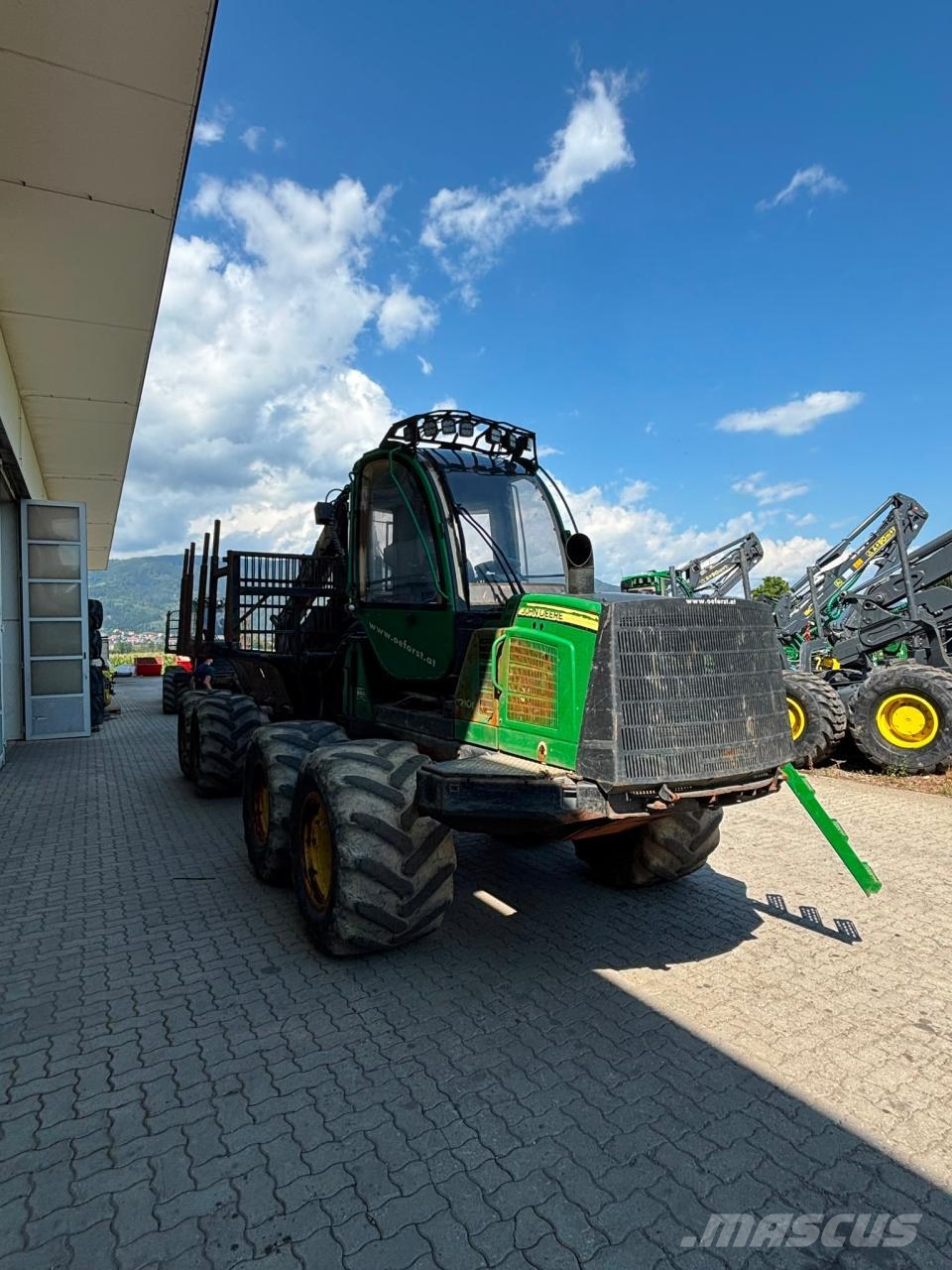 John Deere 1210E Naudoti miškovežiai (Forvarderiai)
