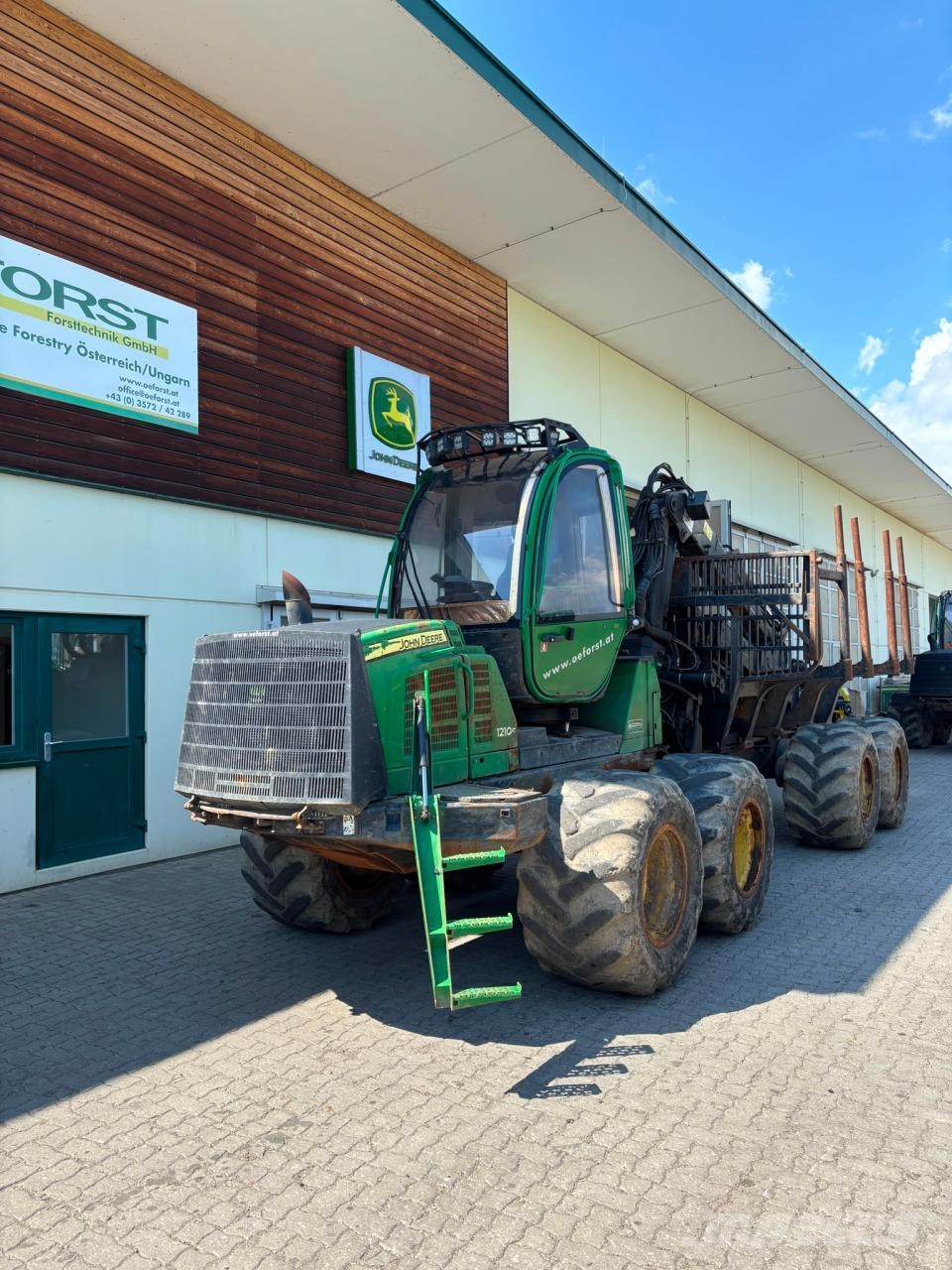 John Deere 1210E Naudoti miškovežiai (Forvarderiai)