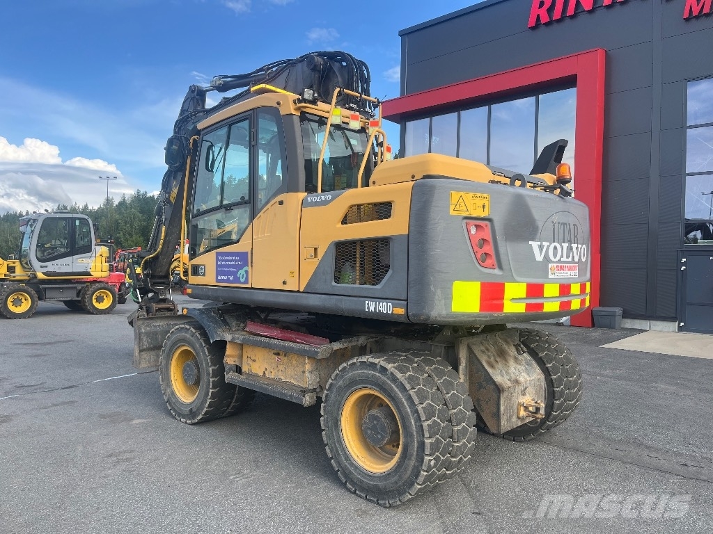 Volvo EW 140 D / Pyörittäjä, Rasvari, Lämmitin Колесни екскаватори