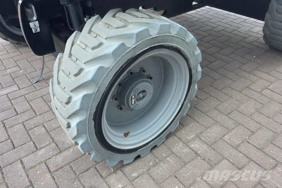 Genie Z-45FE/DC Hybrid, Rough Terrain 4x4, 16m Working H Strēles pacēlāji