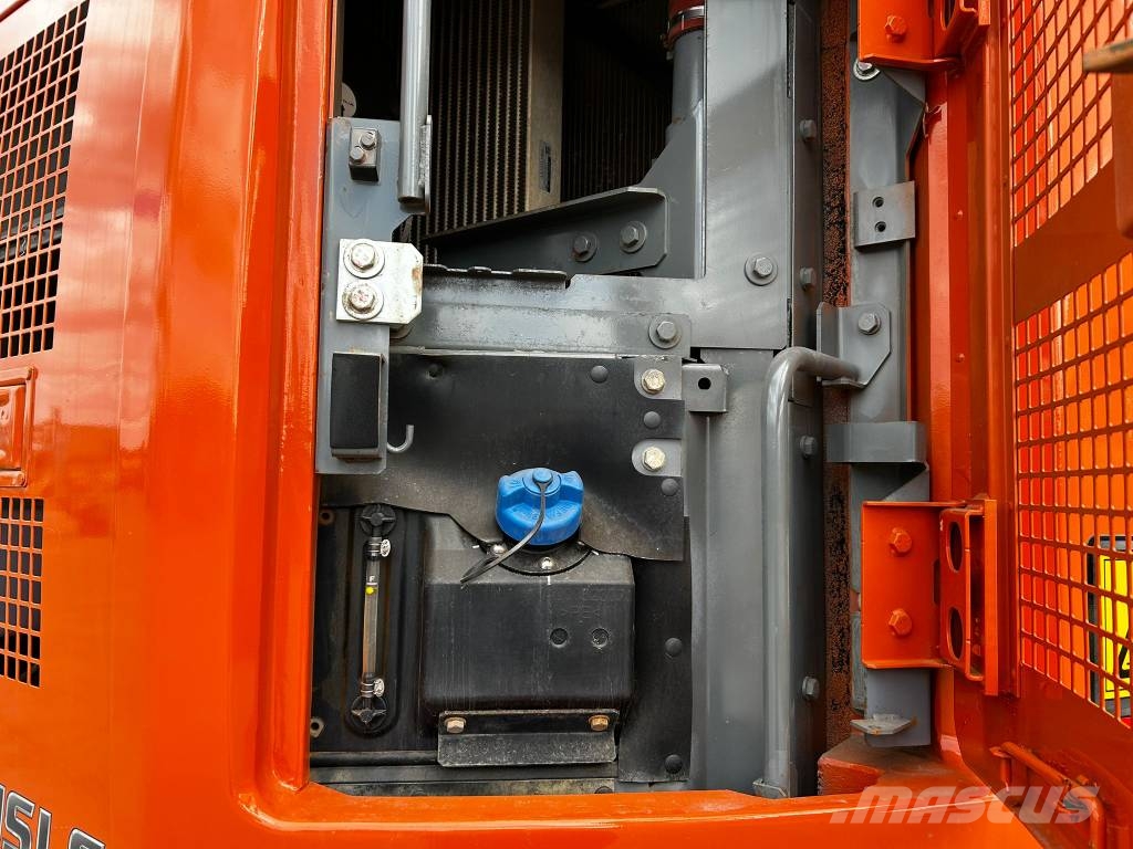 Hitachi ZX225USLC-7/ Pyörittäjä, Lämmitin, Rasvari, StageV 履带挖掘机