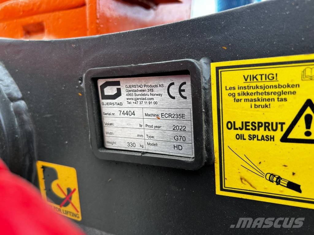 Hitachi ZX225USLC-7/ Pyörittäjä, Lämmitin, Rasvari, StageV 履带挖掘机