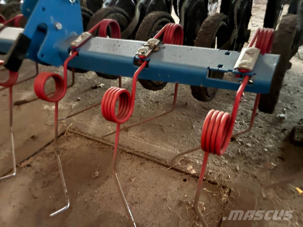 LEMKEN Zirkon 12/600 K + Solitair 23+ +  OptiDisc Zirkon 12/600 Zaaicombinaties
