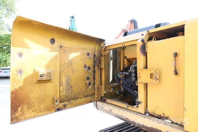 Komatsu PC 120-6E Εκσκαφάκι (διαβολάκι) < 7t