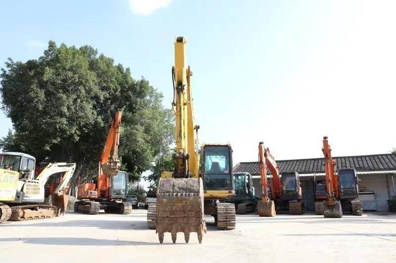 Komatsu PC 120-6E Εκσκαφάκι (διαβολάκι) < 7t