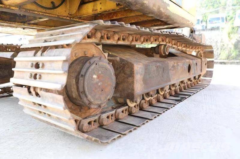 Komatsu PC 120-6E Εκσκαφάκι (διαβολάκι) < 7t