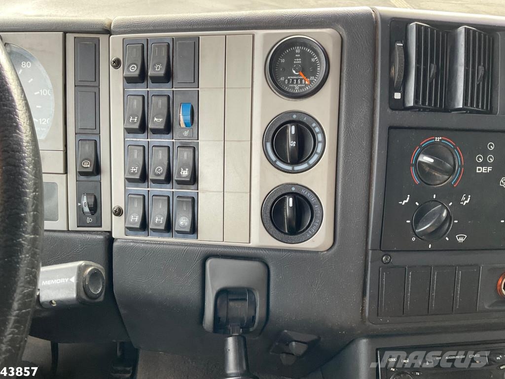 MAN F2000 6x6 Full Steel Manual Palfinger 68 Tonmeter Kraner til alt terræn