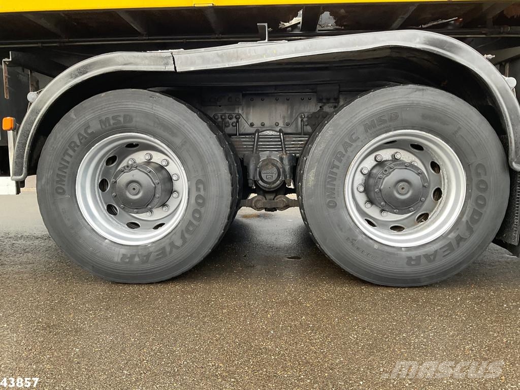 MAN F2000 6x6 Full Steel Manual Palfinger 68 Tonmeter Kraner til alt terræn