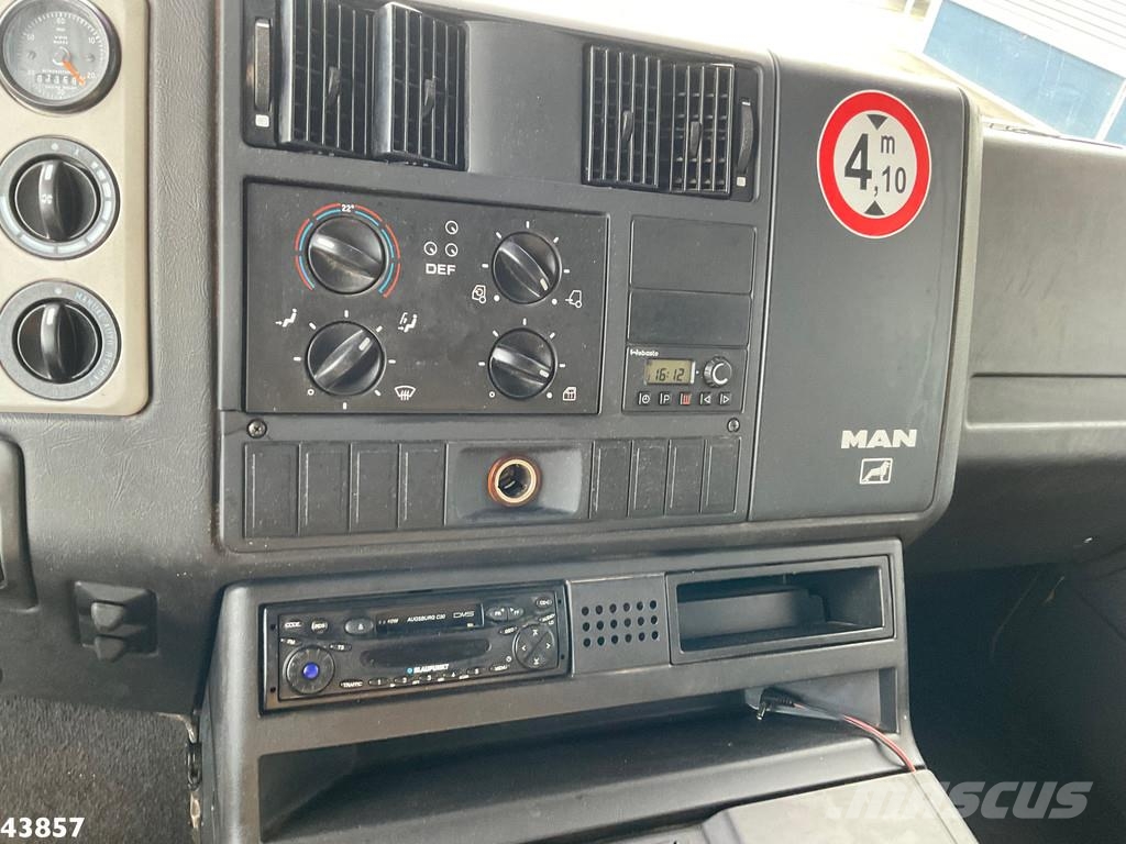 MAN F2000 6x6 Full Steel Manual Palfinger 68 Tonmeter Kraner til alt terræn