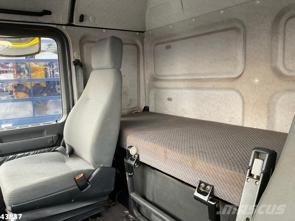 MAN F2000 6x6 Full Steel Manual Palfinger 68 Tonmeter Kraner til alt terræn