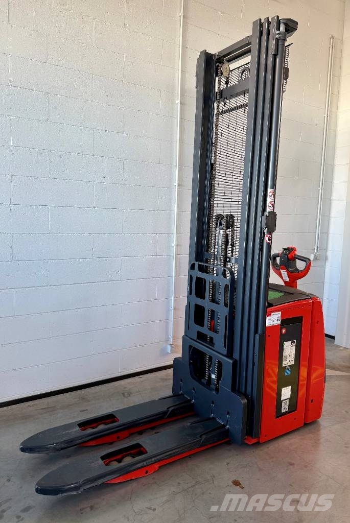 Linde L16/1173-01 Cold Store 6.2m Pedestrian stacker