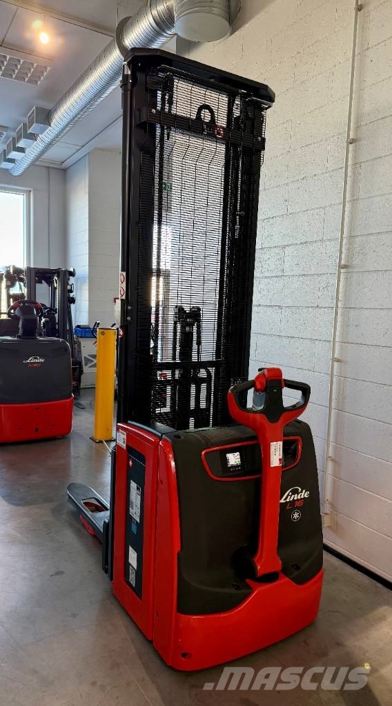 Linde L16/1173-01 Cold Store 6.2m Pedestrian stacker