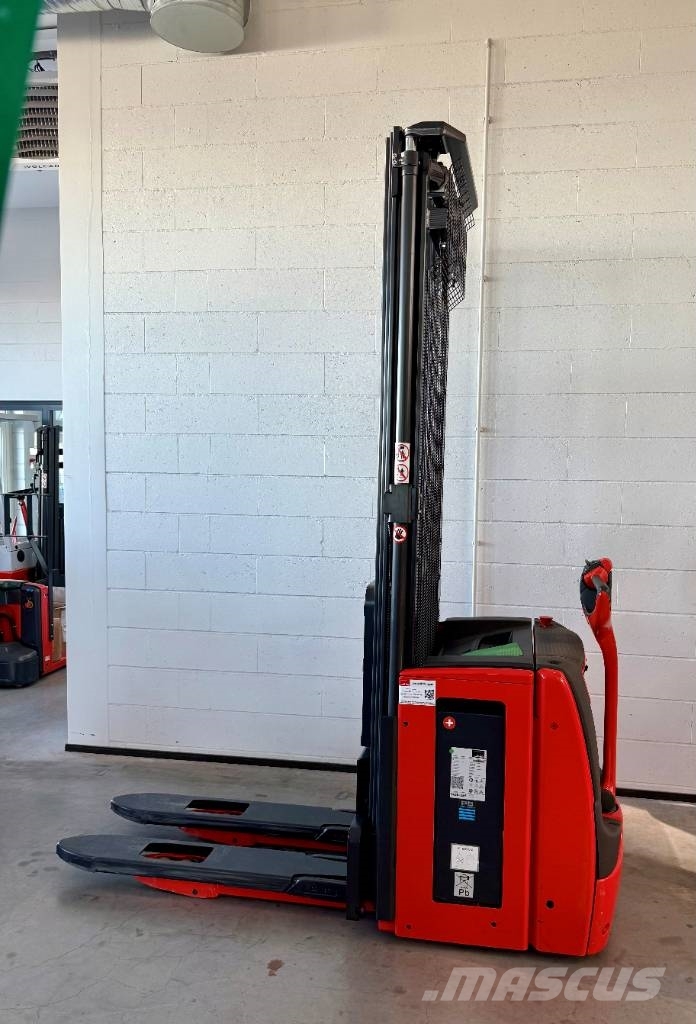 Linde L16/1173-01 Cold Store 6.2m Pedestrian stacker
