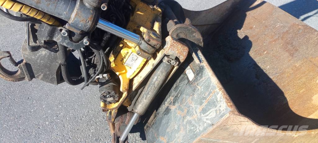 Hitachi ZX 140 W Excavadoras de ruedas