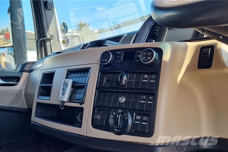MAN TGS 27.440 6x4 T/T 其他貨車