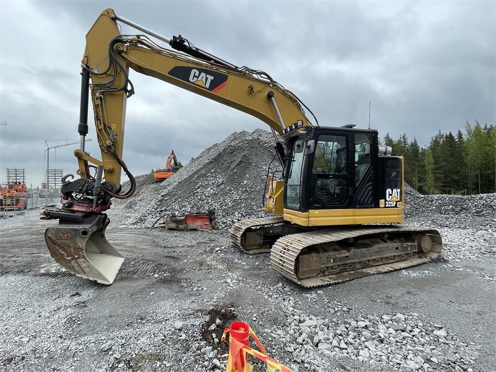 CAT 325 FLCR Escavatori cingolati