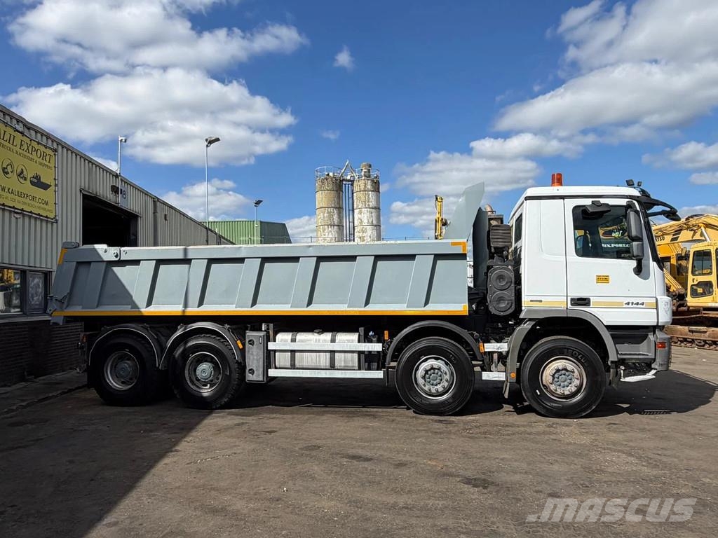 Mercedes-Benz Actros 4144 Kipper - 8x4 - MP3 - Big Axles - V6 - شاحنات قلابة