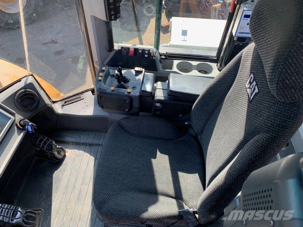 CAT 966 M 轮式装载机