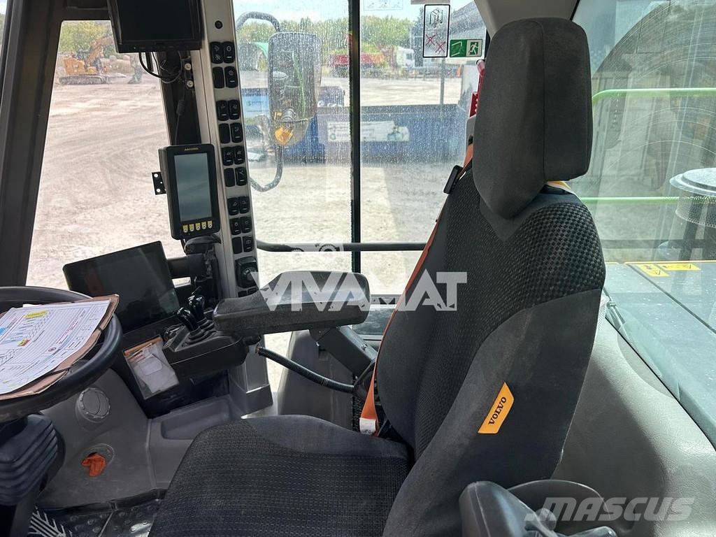 Volvo L220H Wielladers