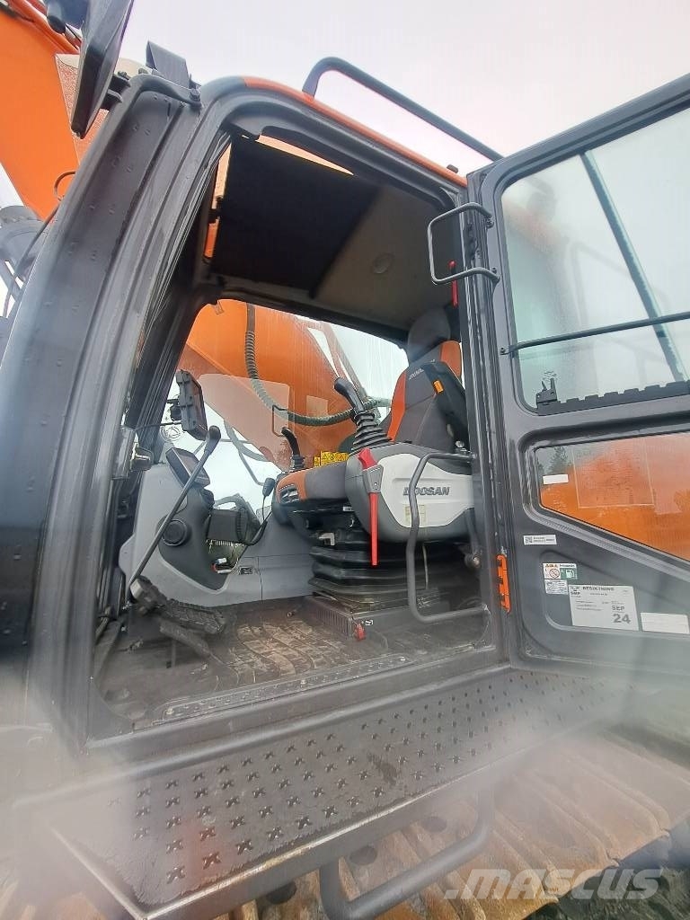 Doosan DX 530 LC -5 , Uthyres 大型油圧ショベル12t以上(パワーショベル・ユンボ)