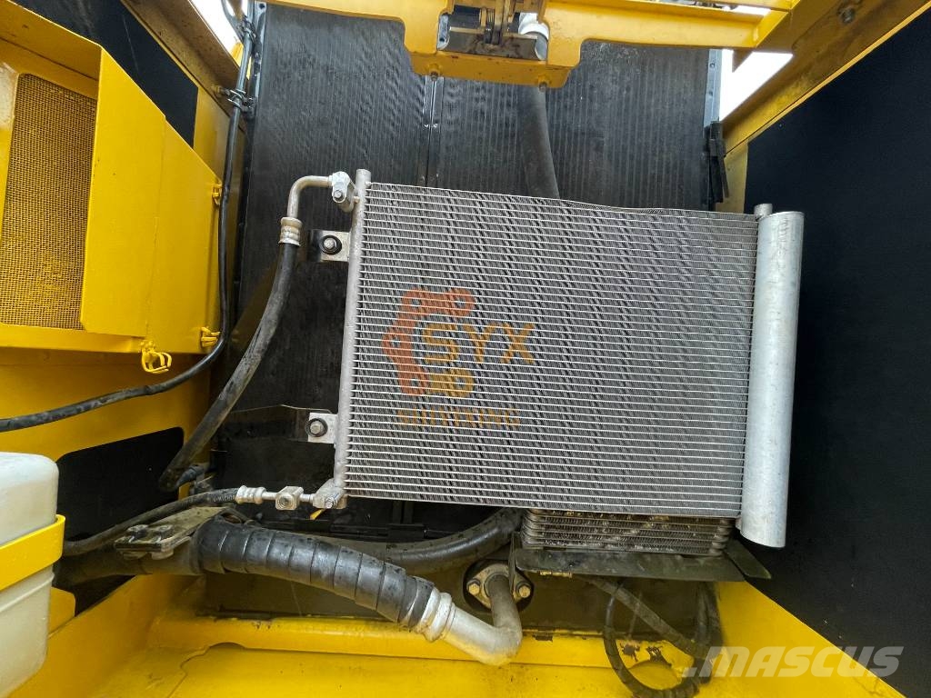 Komatsu PC 200-8 Kāpurķēžu ekskavatori