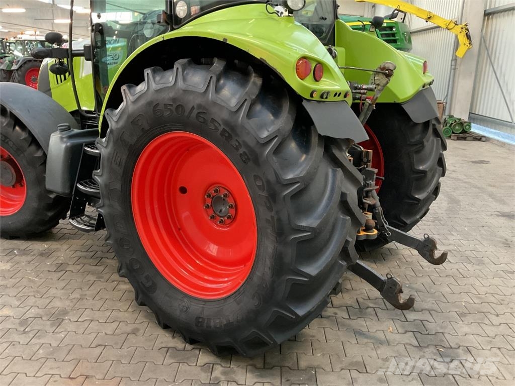 CLAAS Arion 620 الجرارات