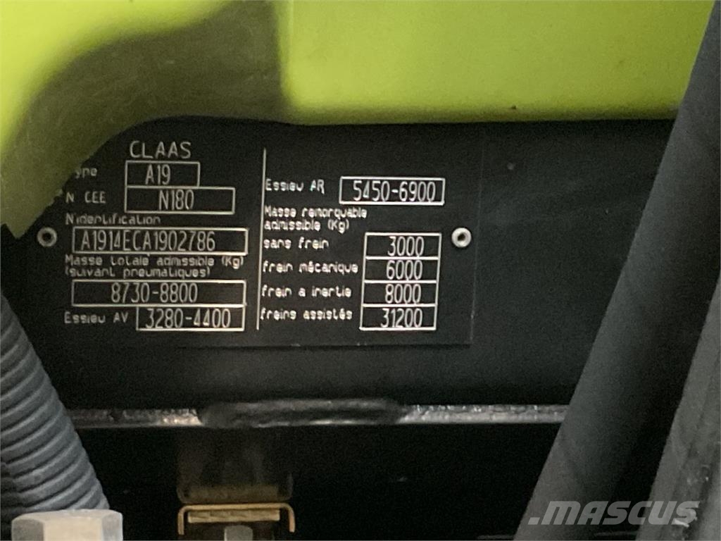 CLAAS Arion 620 الجرارات