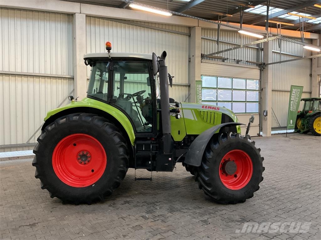 CLAAS Arion 620 الجرارات