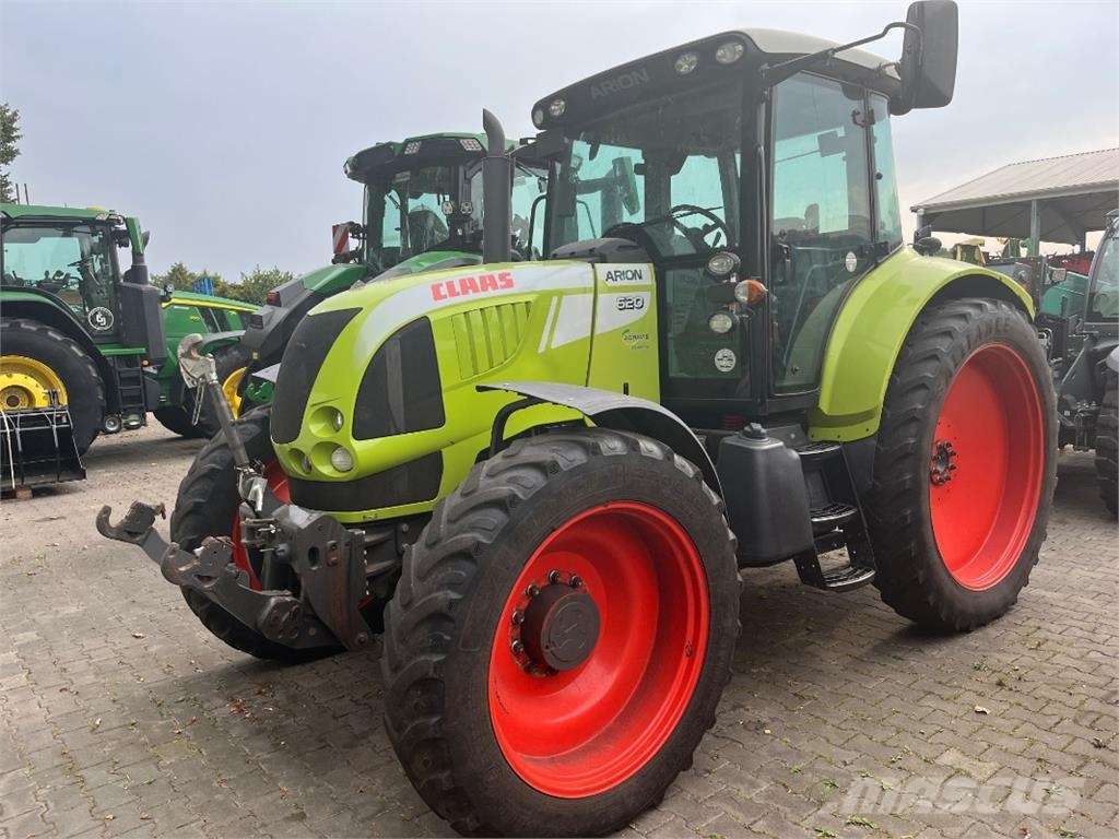 CLAAS Arion 620 트랙터
