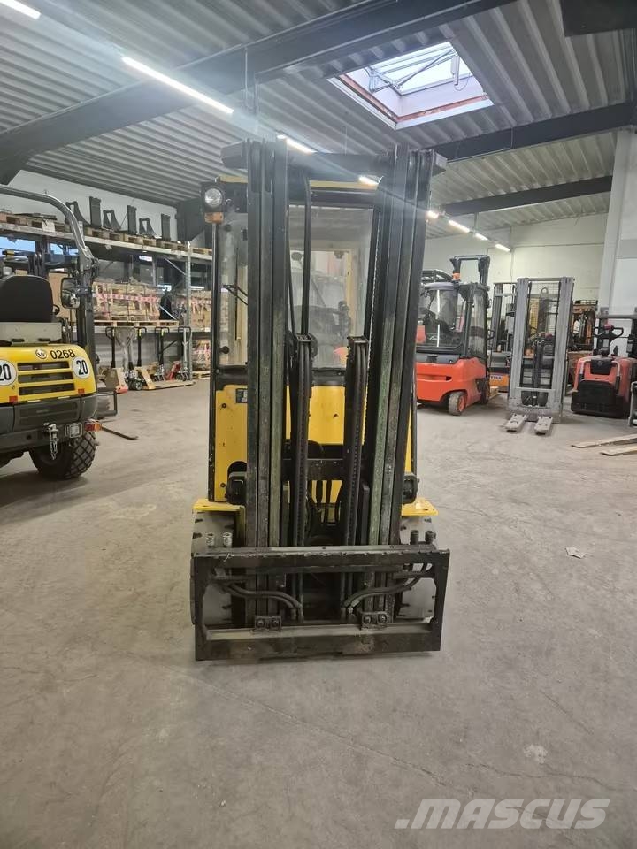 Hyundai 32 B-9 Sonstige Baumaschinen